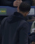 v站-半场：切尔西0-0帕福斯，恩佐进球被吹，凯塞多、詹姆斯造险